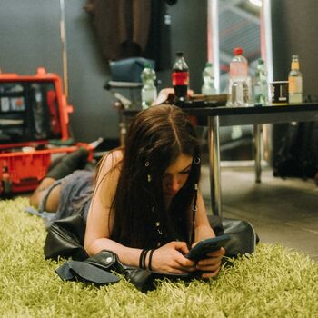 Chrissy Costanza