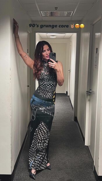 Courtney Hope