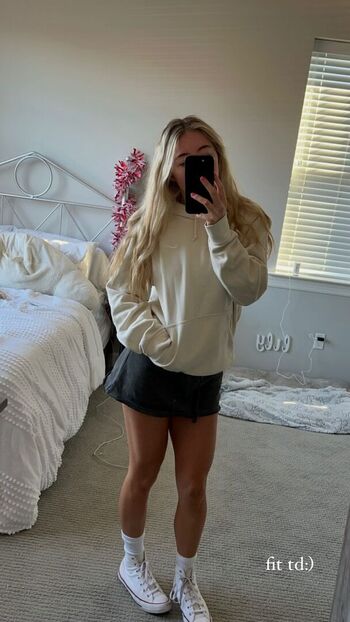 courtneykuhnel