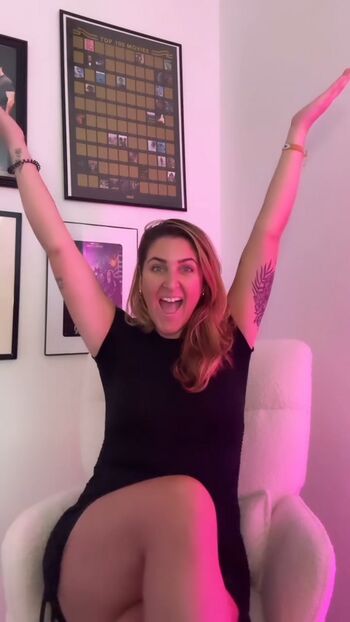 Cristy Reacts