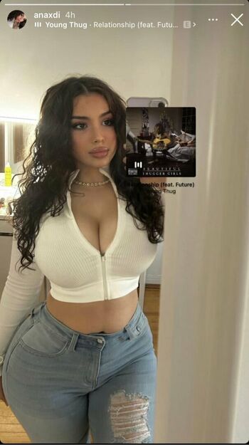 Curvy Goddesses
