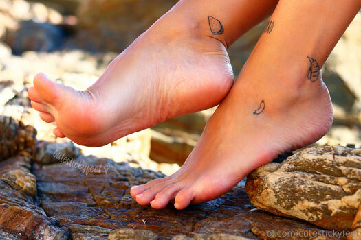 cutestickyfeetfree