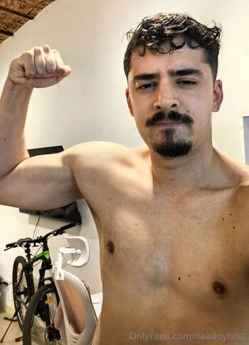 daaddyhott