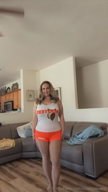 daphnewest