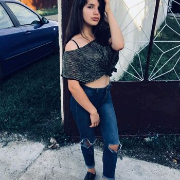 Denisa R Maria