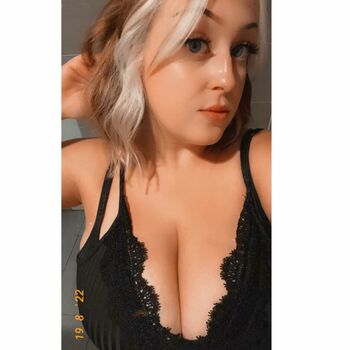 Destinee C