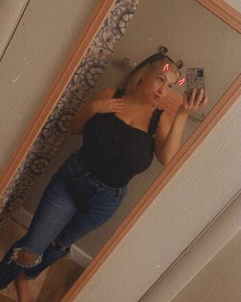 Destinee C