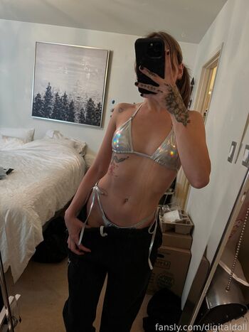 digitaldoll