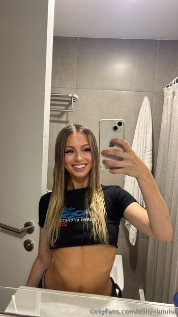 dolly_emma