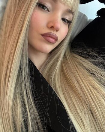 Dove Cameron