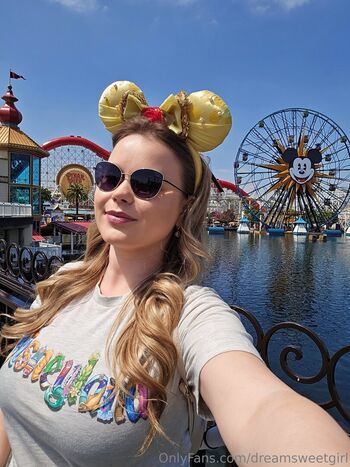 Dreamsweetgirl