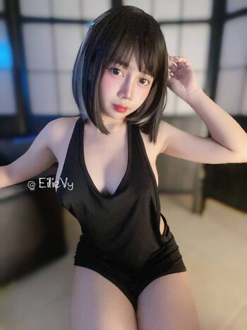 Eilie Vy