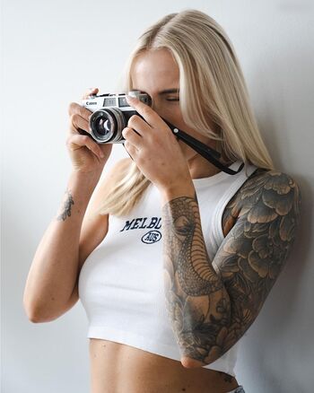 Ela Rausch , Raphaela