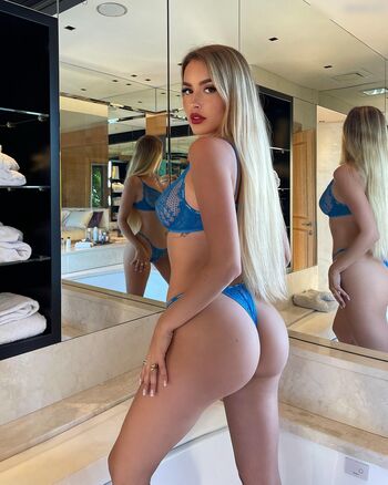 Elena Kamperi