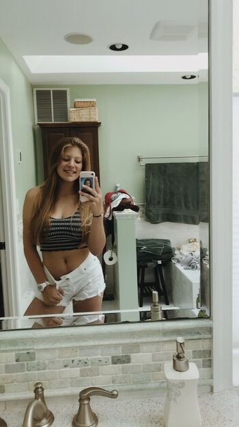 Elise T
