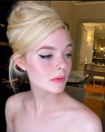Elle Fanning