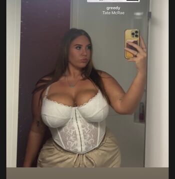 ellierobsxx