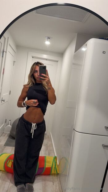 emiiixox