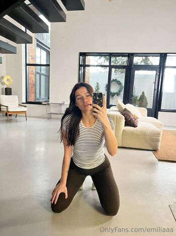 EmiliAAA