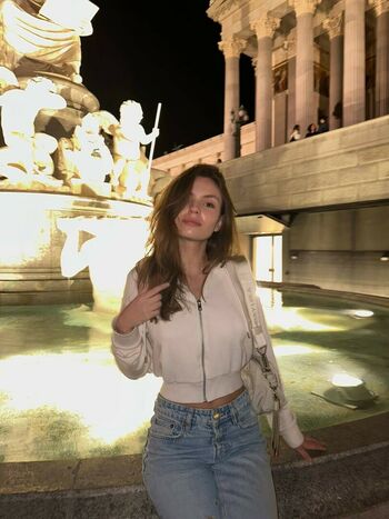 emilycutee