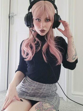 emmahircine