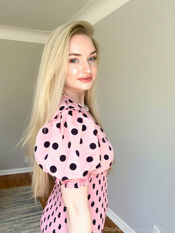 evie-summers