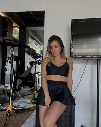 Fiorella Retiz
