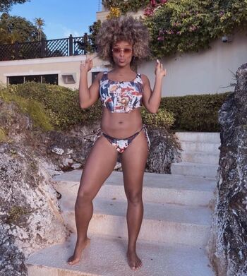 Fleur East