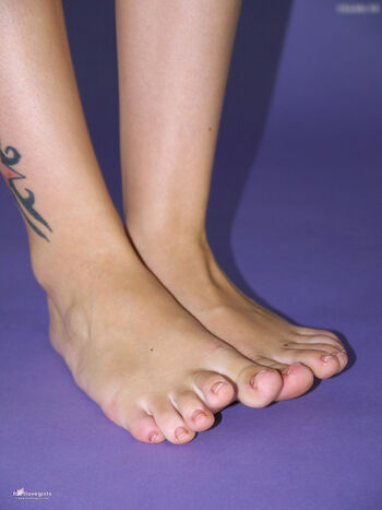Footlovegirls