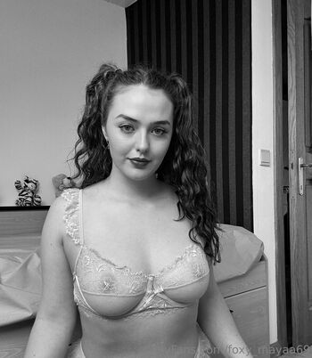 foxy_mayaa69