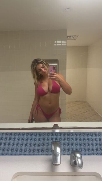 gaby_zola
