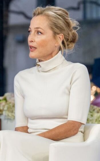 Gillian Anderson