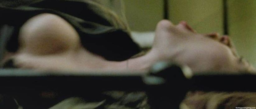 Gillian Anderson