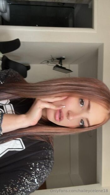 haileycelene18