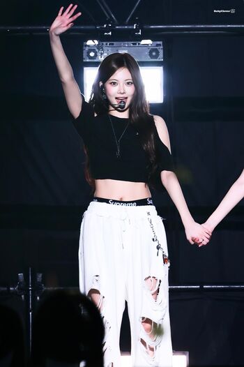 Hong Eunchae 홍은채