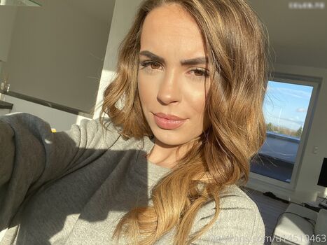 Hotbella_