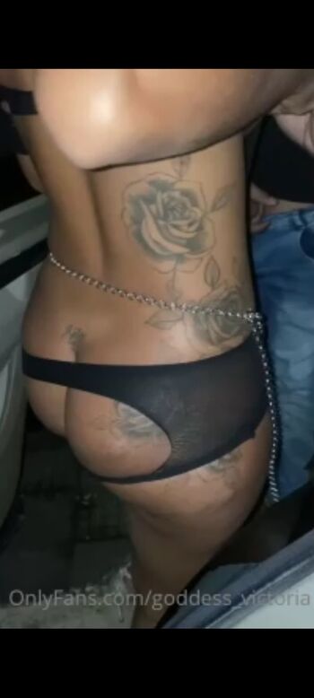 Hotwife Victoria