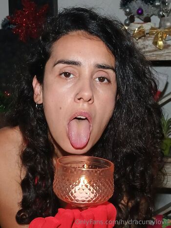 hydracurvylove