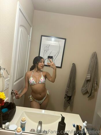 ijustneedee