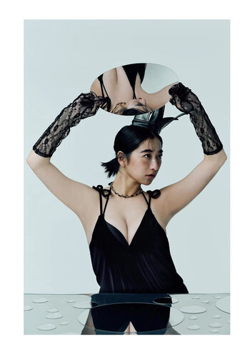 Ina Enohara 榎原依那