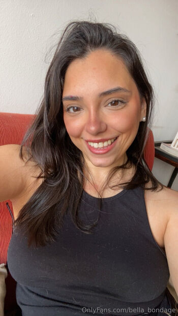 isabella_curvy