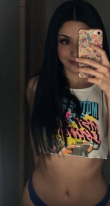 Isabella_flores98