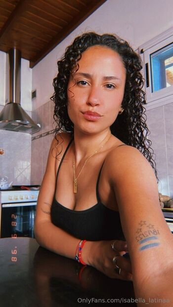 isabella_latinaa