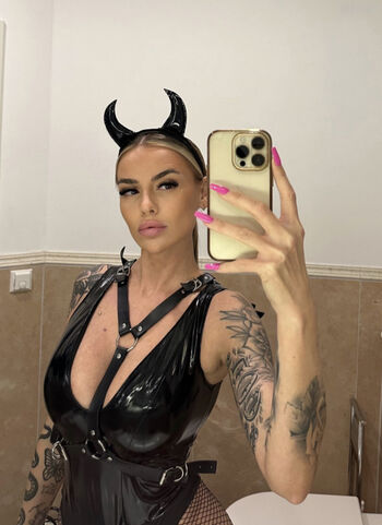 Isabelle Denise
