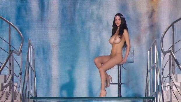 Italian Nude Vips