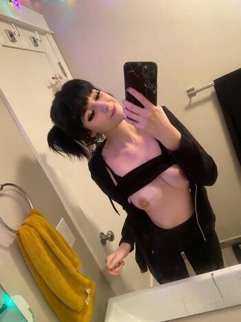 Ivy Aura Nymphfern