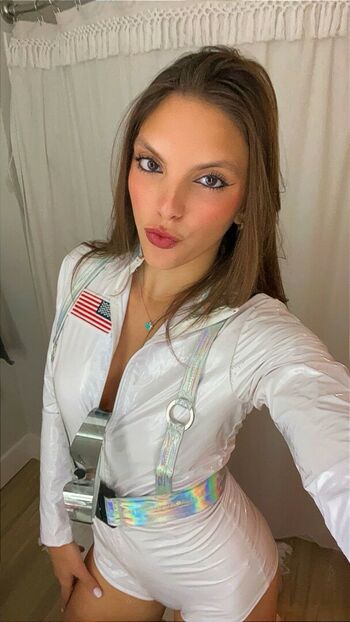 Jackie Aron
