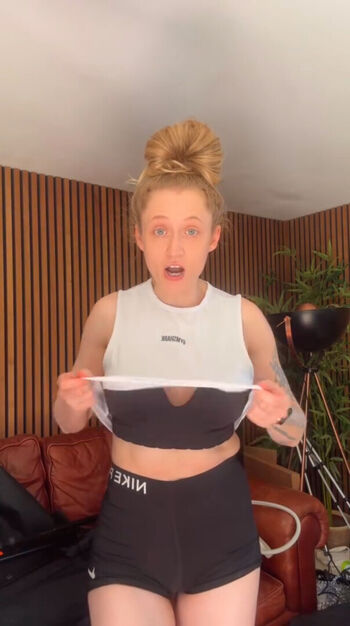Janet Devlin