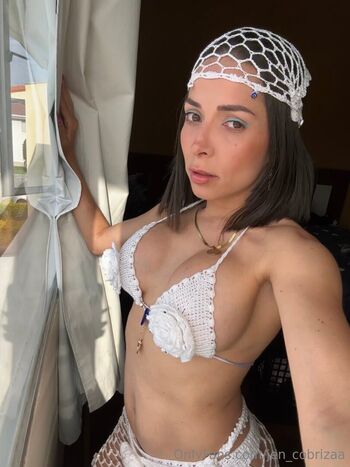 jen_cobrizaa