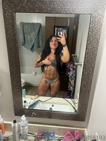 Jen_erhardt_ifbbpro